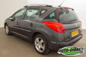 Peugeot 207 SW 1.6 VTi Airco Pano Navi Première picture 3