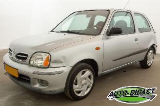 Unfallwagen Nissan Micra 1.0 Trend 137.404 km 2000/10