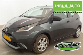 Unfallwagen Toyota Aygo 1.0 VVT-i X-Now Airco inruil auto 2016/2