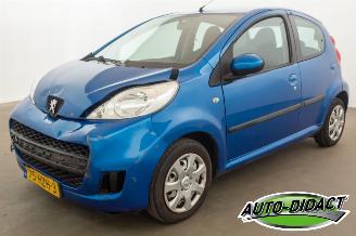 skadebil auto Peugeot 107 1.0-12V Airco Sublime 2009/4