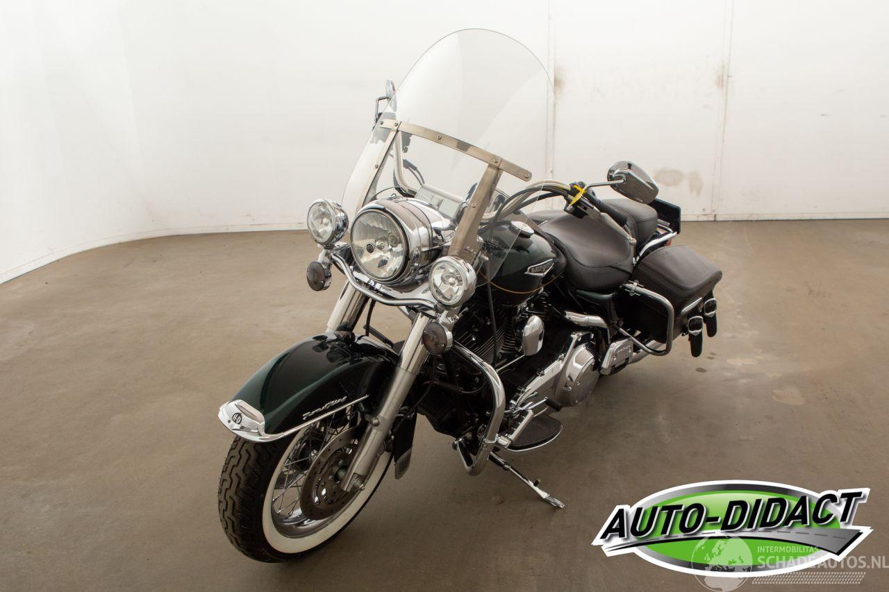 Harley-Davidson Road King Classic 13.775 km Groen