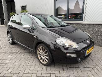 Voiture accidenté Fiat Punto Evo 0.9 TwinAir Sport 2013/2