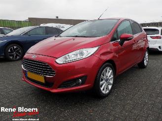 damaged passenger cars Ford Fiesta 1.0 Ecoboost 5drs Titanium Airco 2017/2