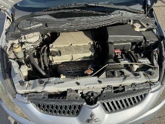 Mitsubishi Grandis 2.4 -16v Intense 7 persoons picture 11