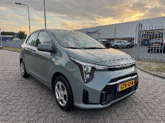 Schadeauto Kia Picanto 1.0 DPI Dynamic Line Navi 2024/12