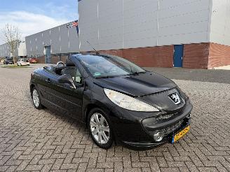 Voiture accidenté Peugeot 207 CC  1.6 VTI Clima 2008/6