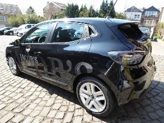 Renault Clio  picture 7