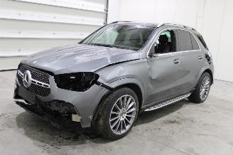 damaged passenger cars Mercedes GLE 400 2024/11