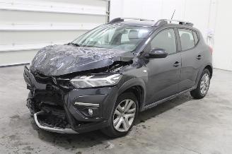 damaged passenger cars Dacia Sandero  2022/9