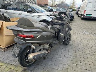 Piaggio MP3 LT LT ABS picture 4