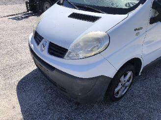 Renault Trafic 2.0    dci   M9R picture 14