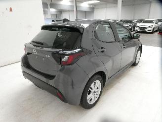 Mazda 2 HYBRID picture 6