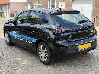 Peugeot 208 .2 PureTech Active picture 12